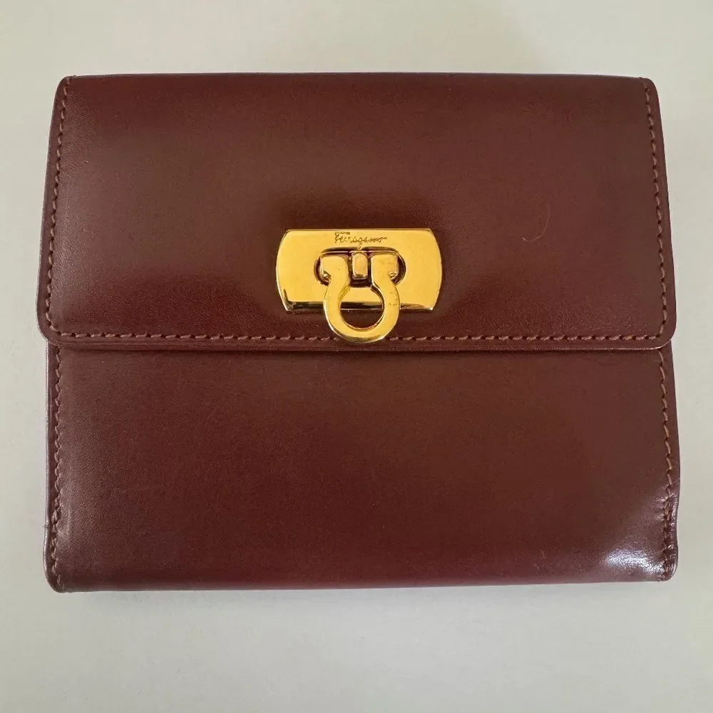 Salvatore Ferragamo Brown Leather Vintage Bi-Fold Wallet w/ Gancini Closure